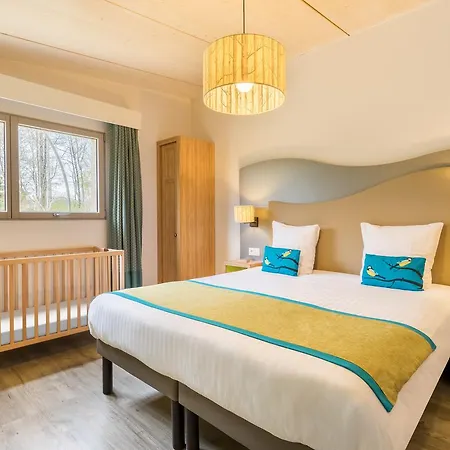 Center Parcs Villages Nature Paris Resort 4*