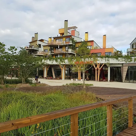 Center Parcs Villages Nature Paris 4*